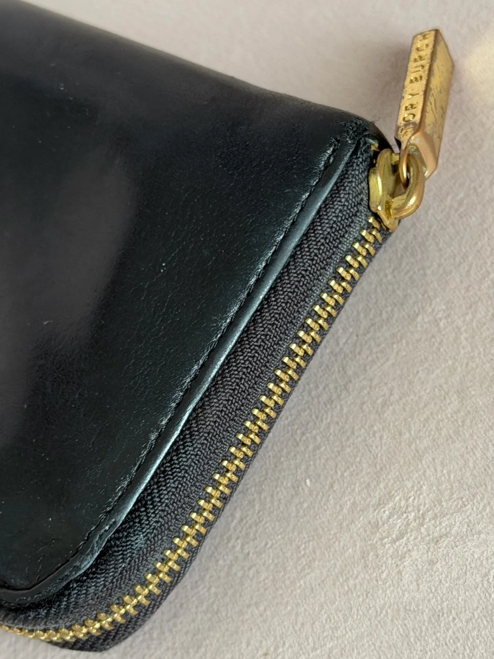 Tory Burch Carson Zip Continental Black Leather Wallet